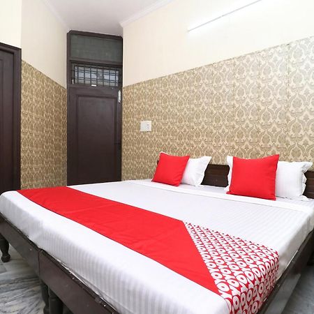 Hotel O Mall Residency Amritsar Buitenkant foto