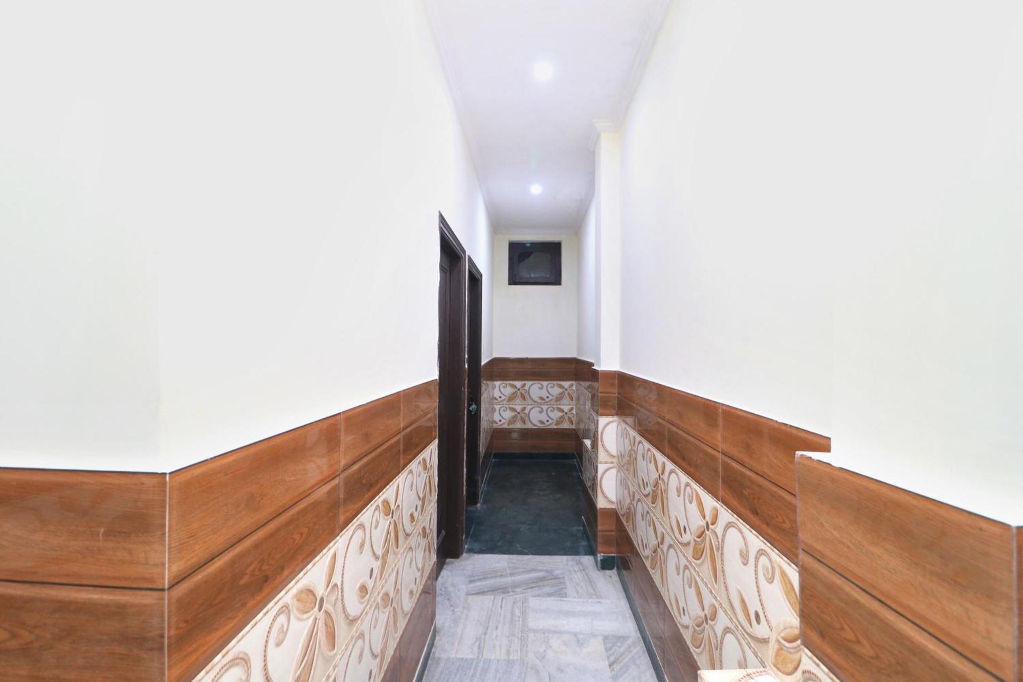 Hotel O Mall Residency Amritsar Buitenkant foto